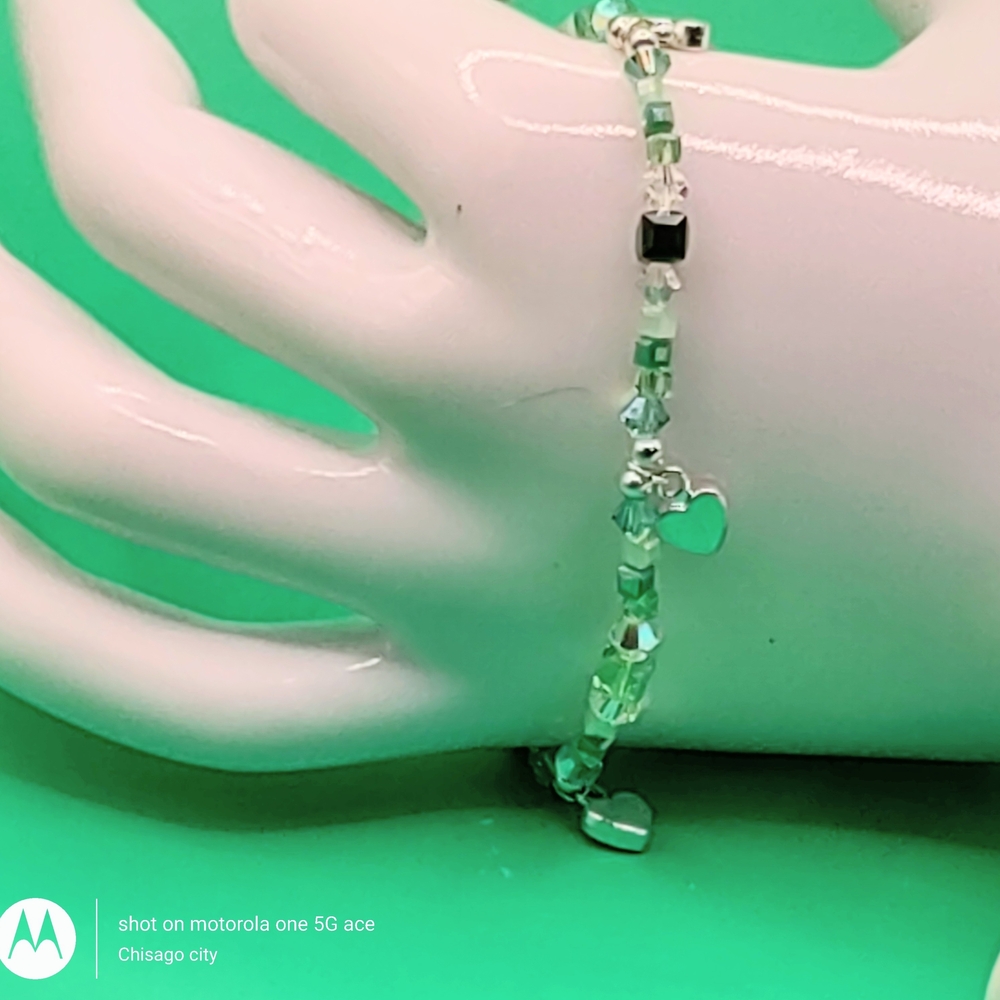 Elegant Silver Heart Bracelet